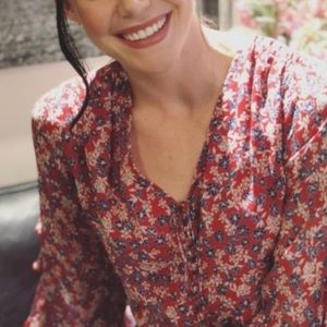 NICHOLAS Red Print Blouse w/Ruffle Sleeves, Small